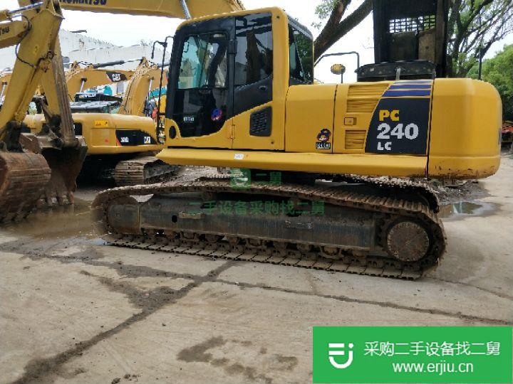 江蘇出售二手小松240-8挖掘機