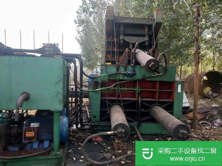 河南出售華宏315噸打包機(jī)