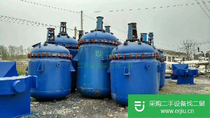 山東出售二手搪瓷反應(yīng)釜