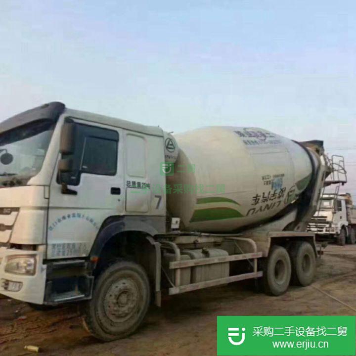山東出售二手國四豪沃攪拌車