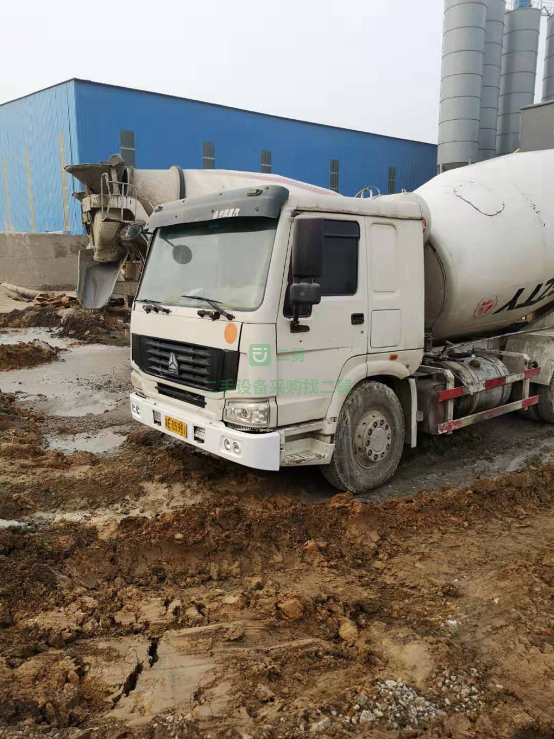 河北出售二手豪沃混凝土攪拌車
