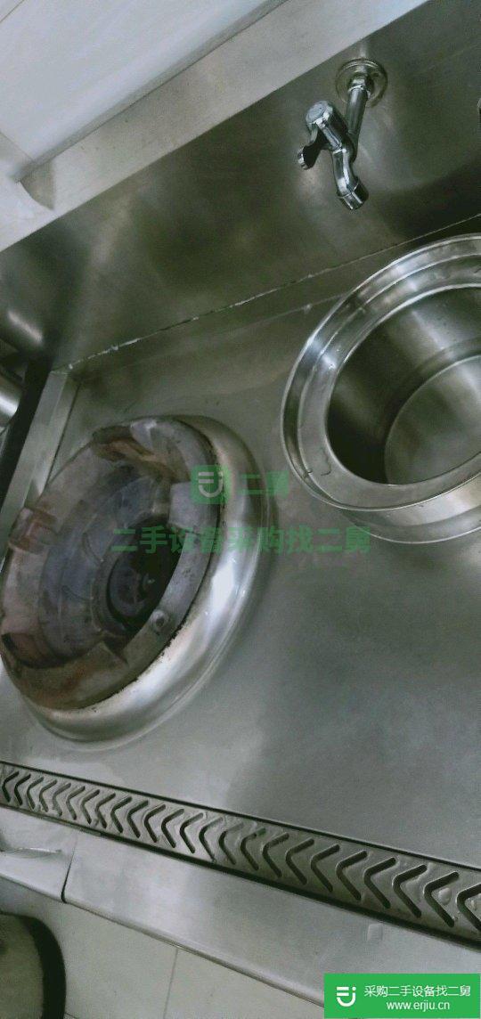加風(fēng)機(jī)的猛火灶