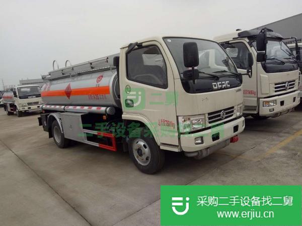 出售4噸加油車