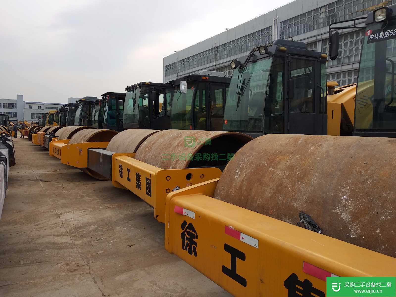 出售壓路機 (二手26噸振動壓路機)