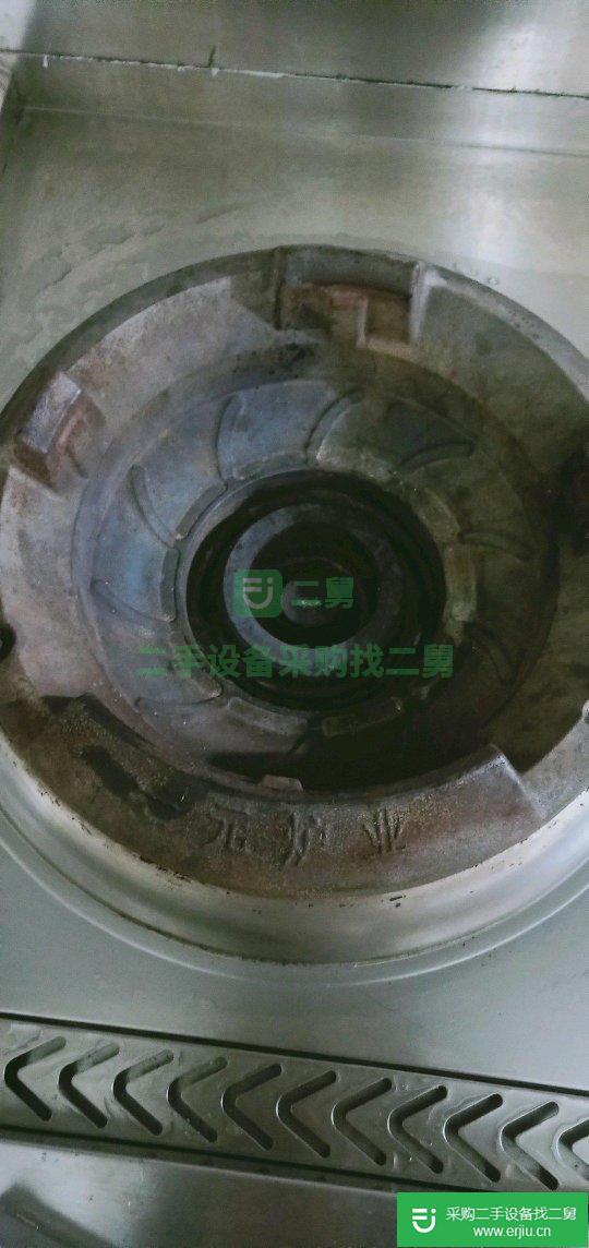 加風(fēng)機(jī)的猛火灶