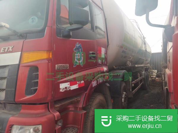 出售散裝水泥罐