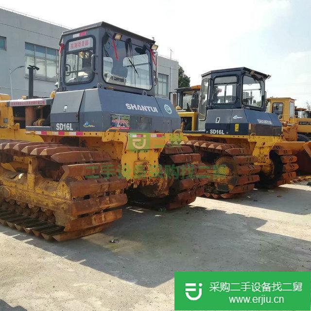 出售推土機