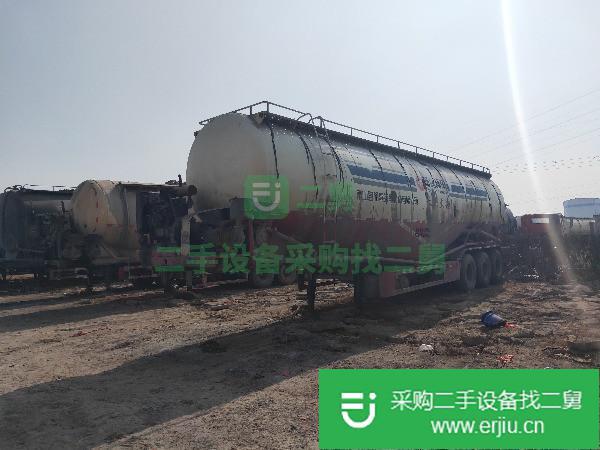 出售15年底68方水泥罐車一臺