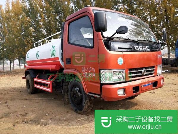 出售灑水車
