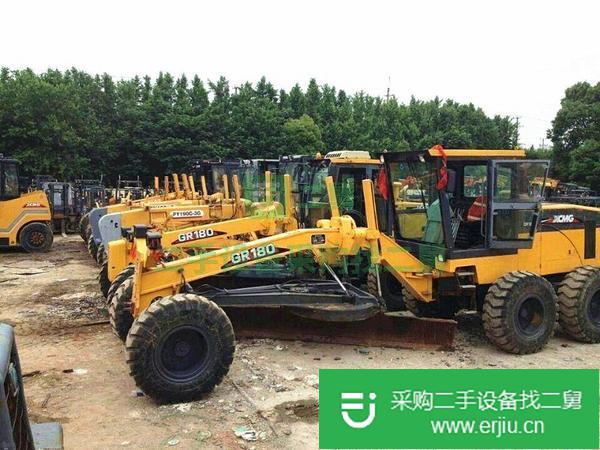 出售平地機