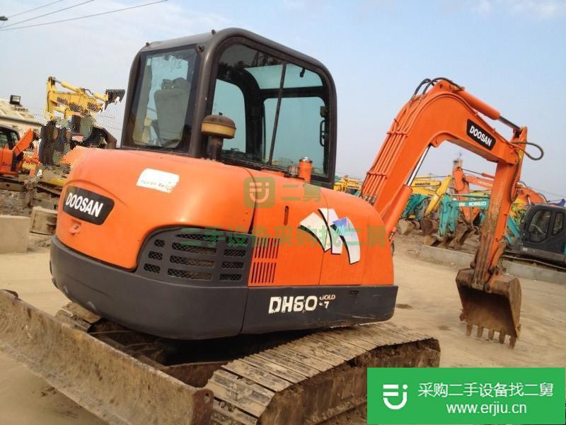 青海出售二手小松 PC60-7 挖掘機