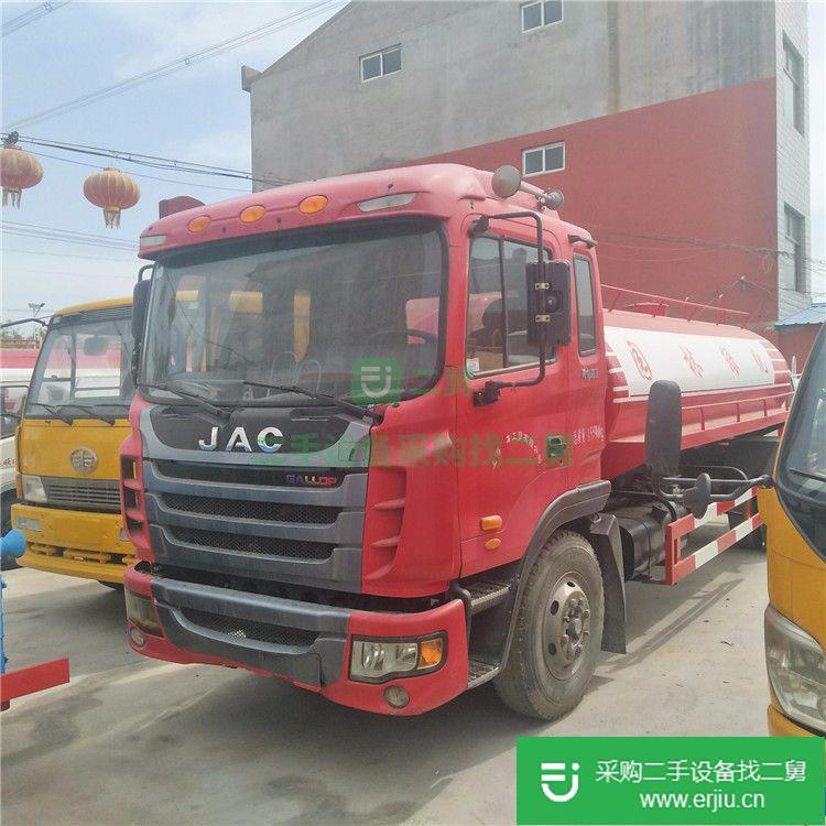 出售灑水車