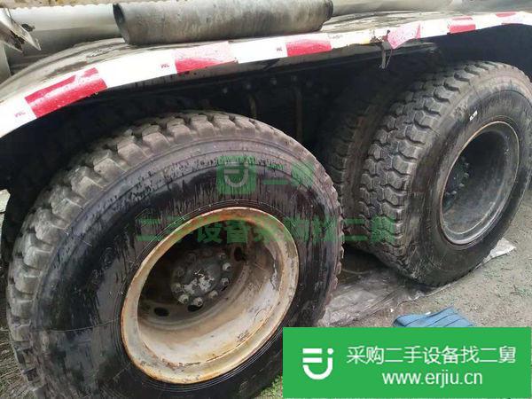 出售二手解放J6P后八輪砂漿水泥罐車