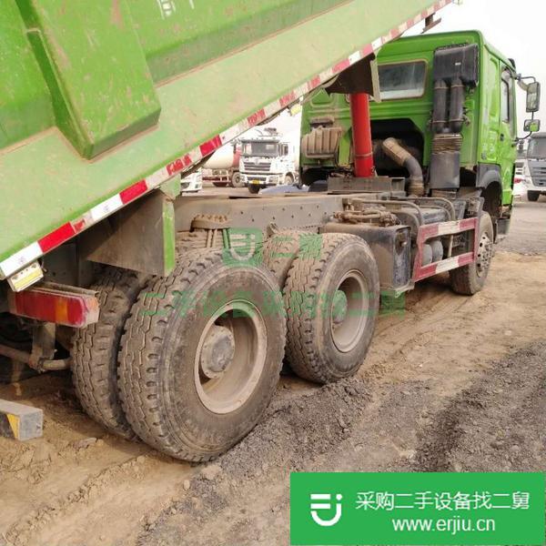 出售后八輪自卸車