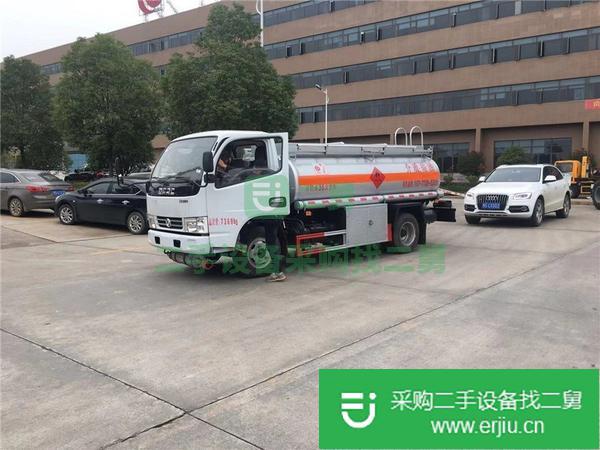 出售二手5噸加油車