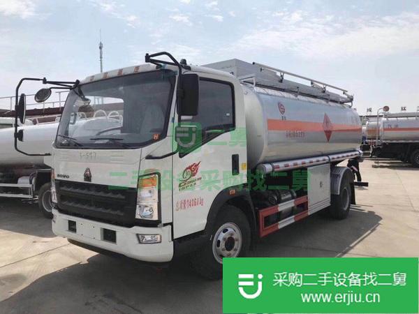 出售二手5噸加油車