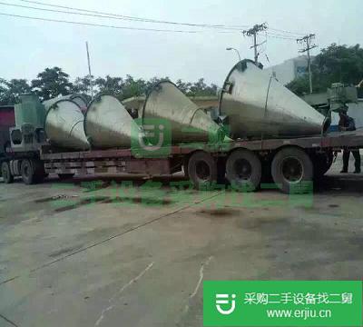 出售二手4立方雙螺旋錐形混合機