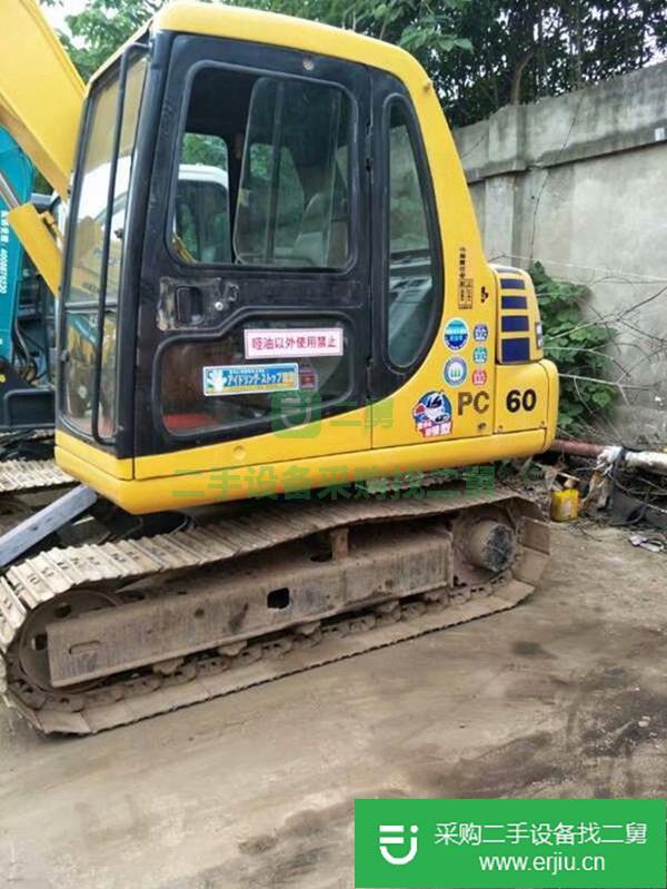 出售小松PC60-7挖掘機