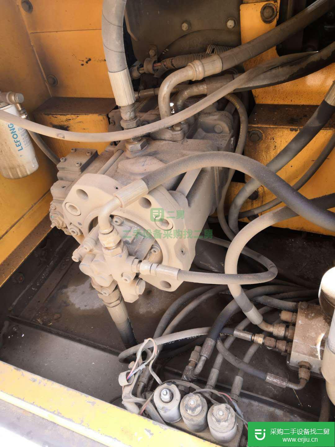 沃爾沃 EC210B 挖掘機(jī)