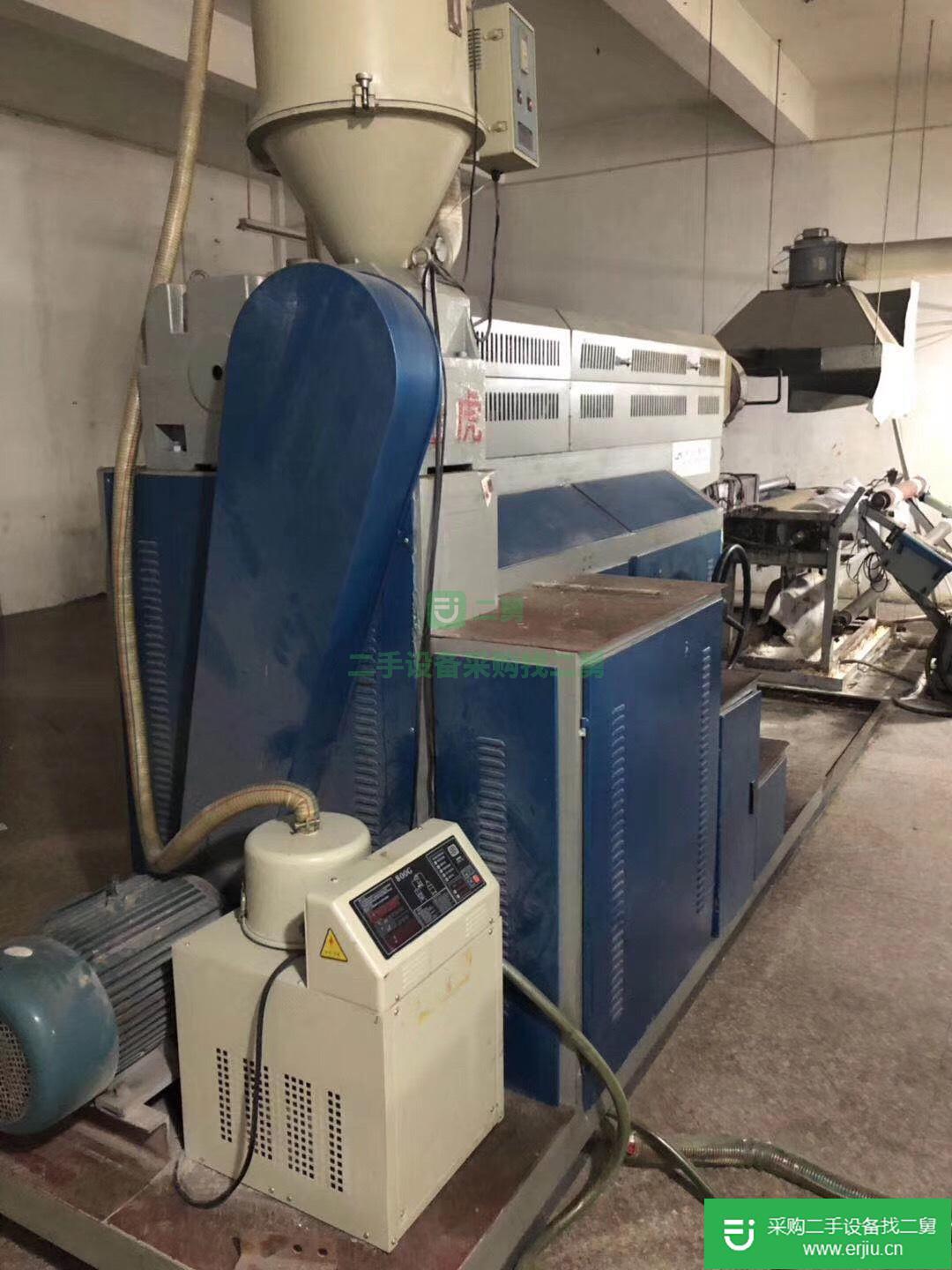 1400型金虎單膜頭淋膜機靠背收卷帶修邊。