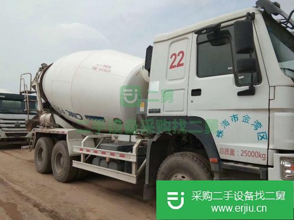 出售攪拌車(chē)混凝土攪拌車(chē)，水泥攪拌車(chē)