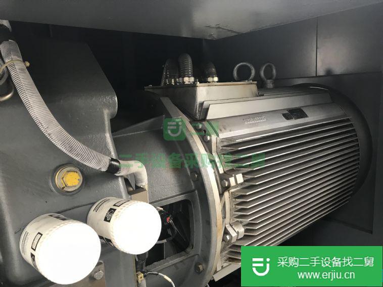 出售二手阿特拉斯無油ZR425螺桿式空氣壓縮機