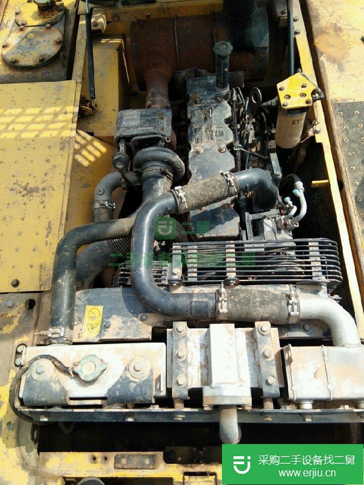 出售小松220一8挖機