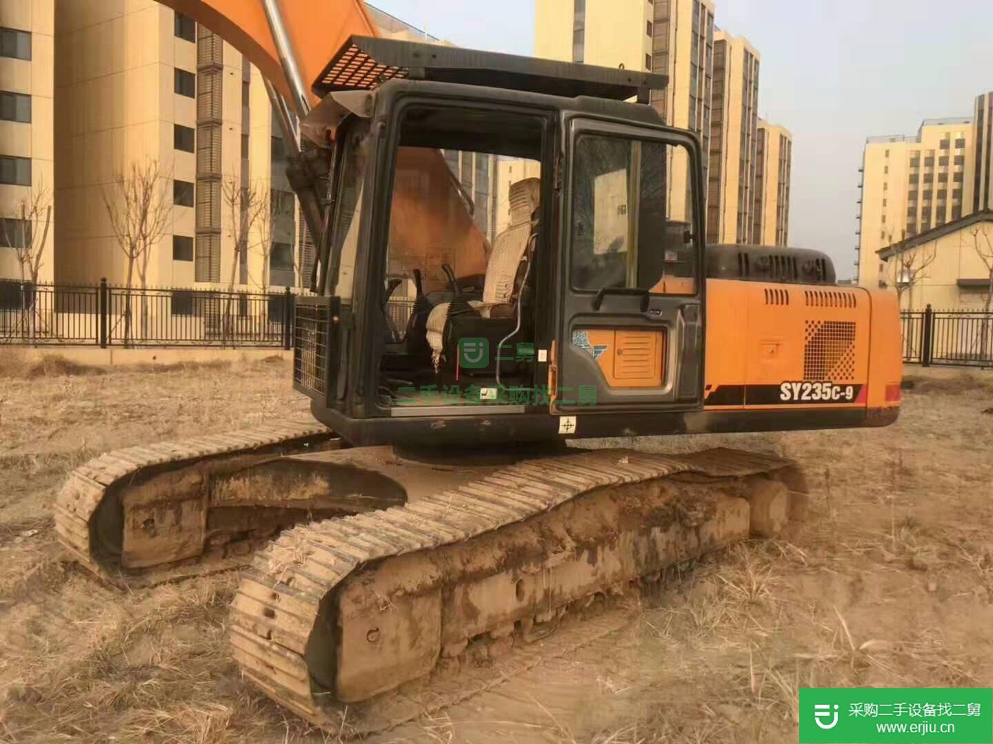 三一 SY235C9 挖掘機
