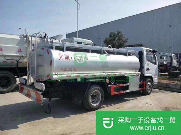 出售東風 5噸油罐車