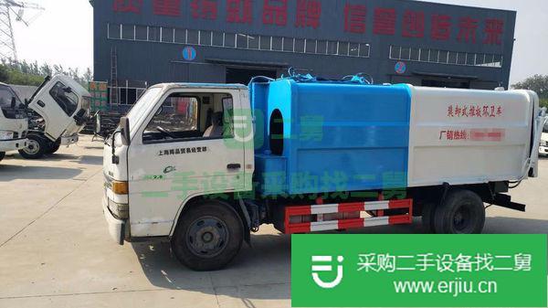 出售二手中聯(lián)環(huán)衛(wèi)垃圾車