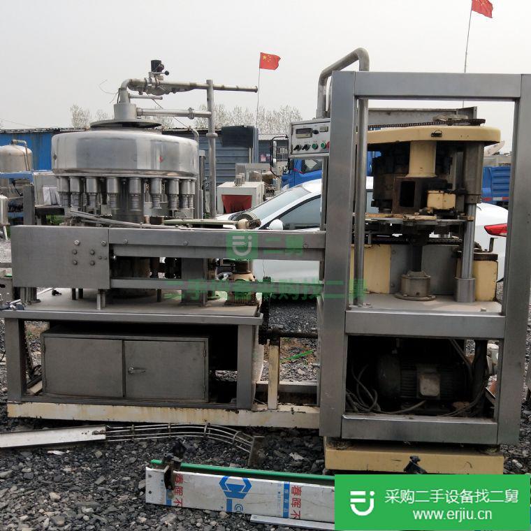 出售二手三合一灌裝機(jī)