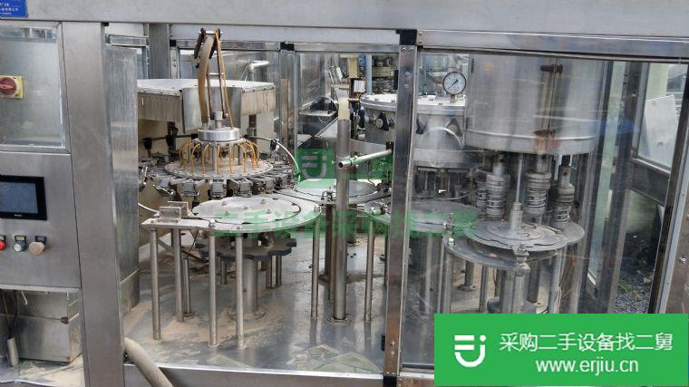 出售二手三合一灌裝機(jī)