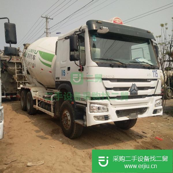 出售二手國(guó)四攪拌車歐曼德龍