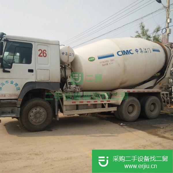 出售二手國(guó)四攪拌車歐曼德龍