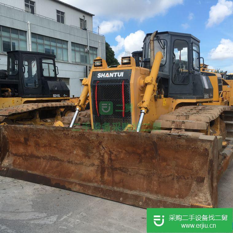 出售二手推土機