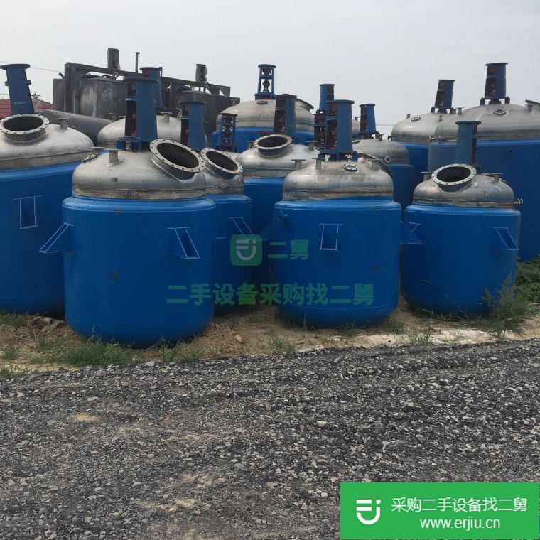 出售二手九成新的太極搪瓷反應釜6200T/H