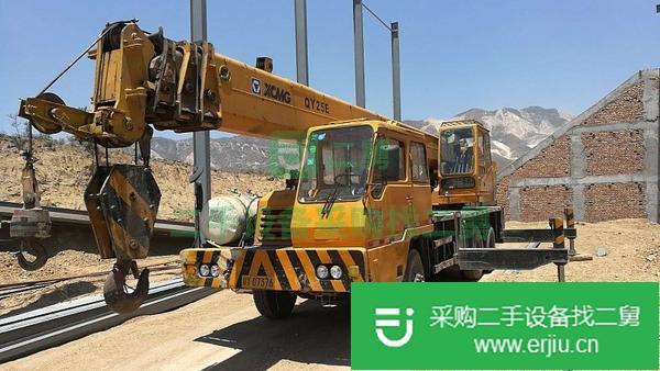 出售二手泰安20D國(guó)三吊車