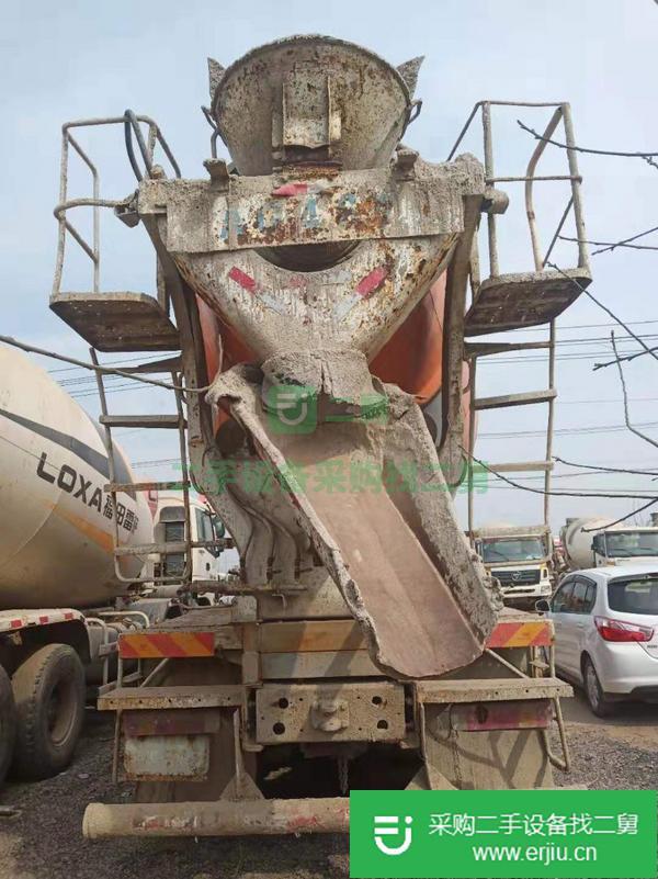 出售二手豪沃攪拌罐車