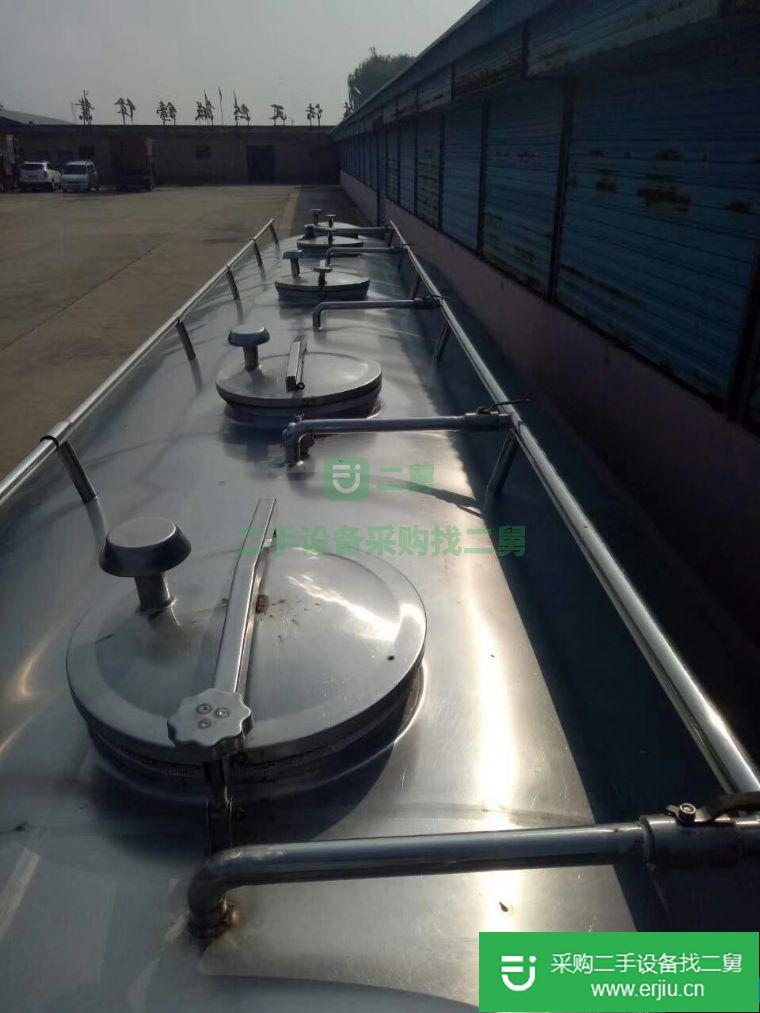出售二手不銹鋼汽車運轉奶罐帶制冷