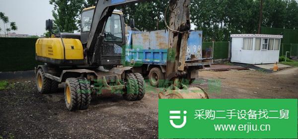 出售九成新85輪式挖掘機