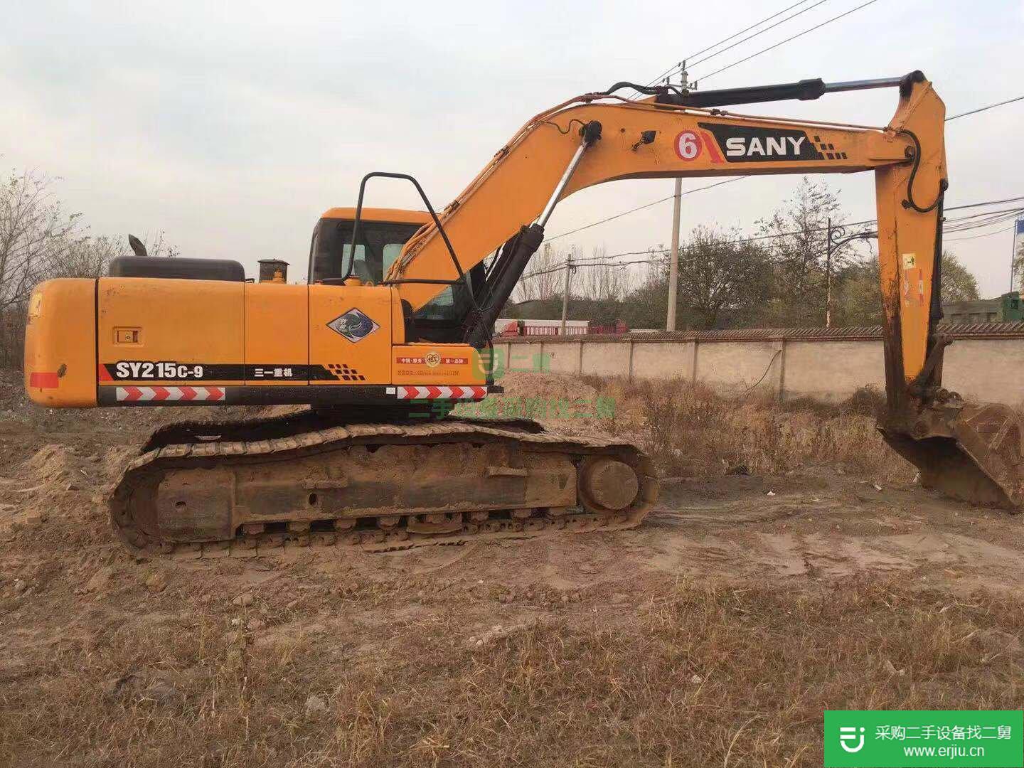 三一重工 SY215C-9 挖掘機