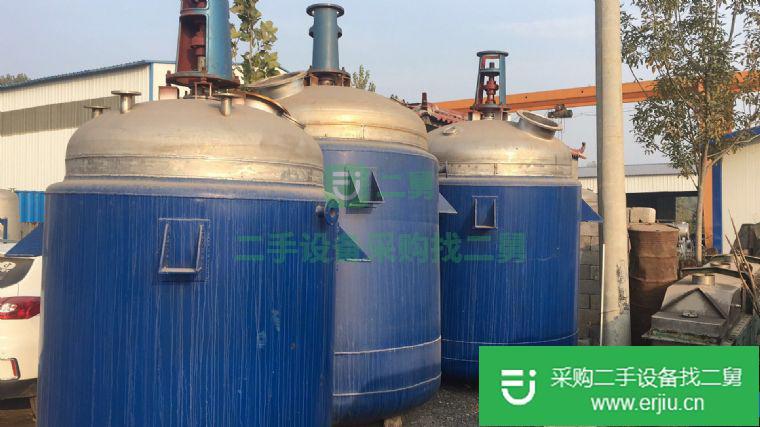 出售二手九成新的太極搪瓷反應釜6200T/H
