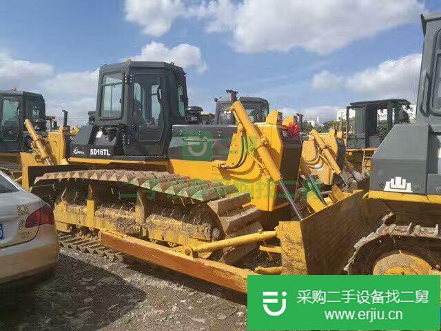 出售推土機