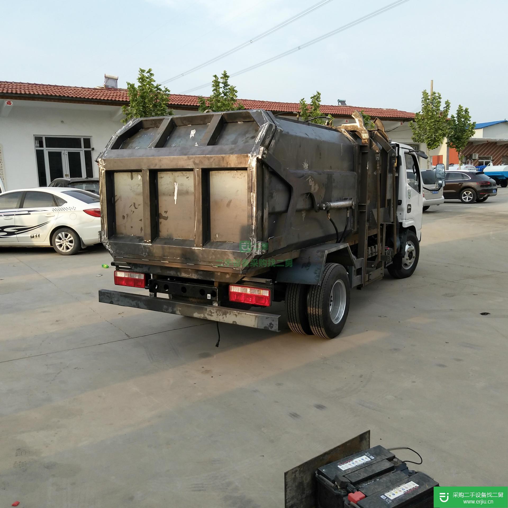 出售二手壓縮式垃圾車