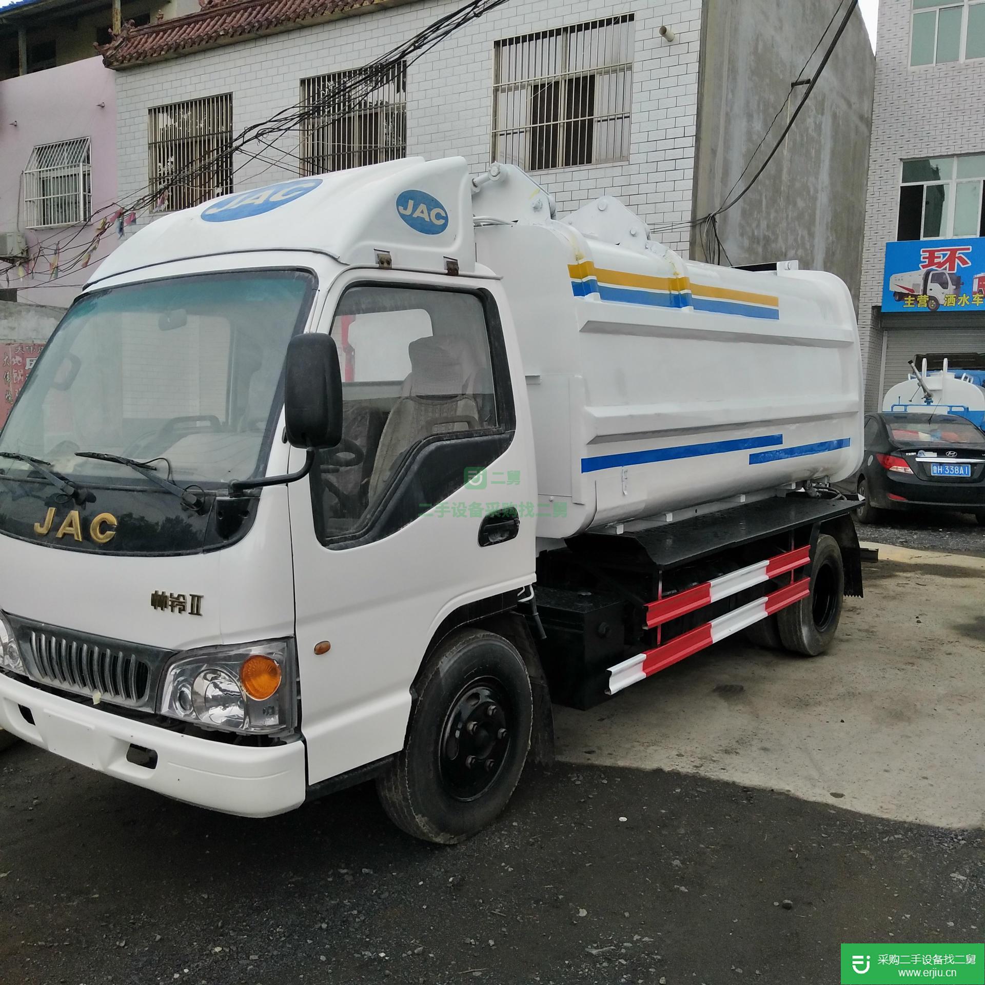 出售二手壓縮式垃圾車