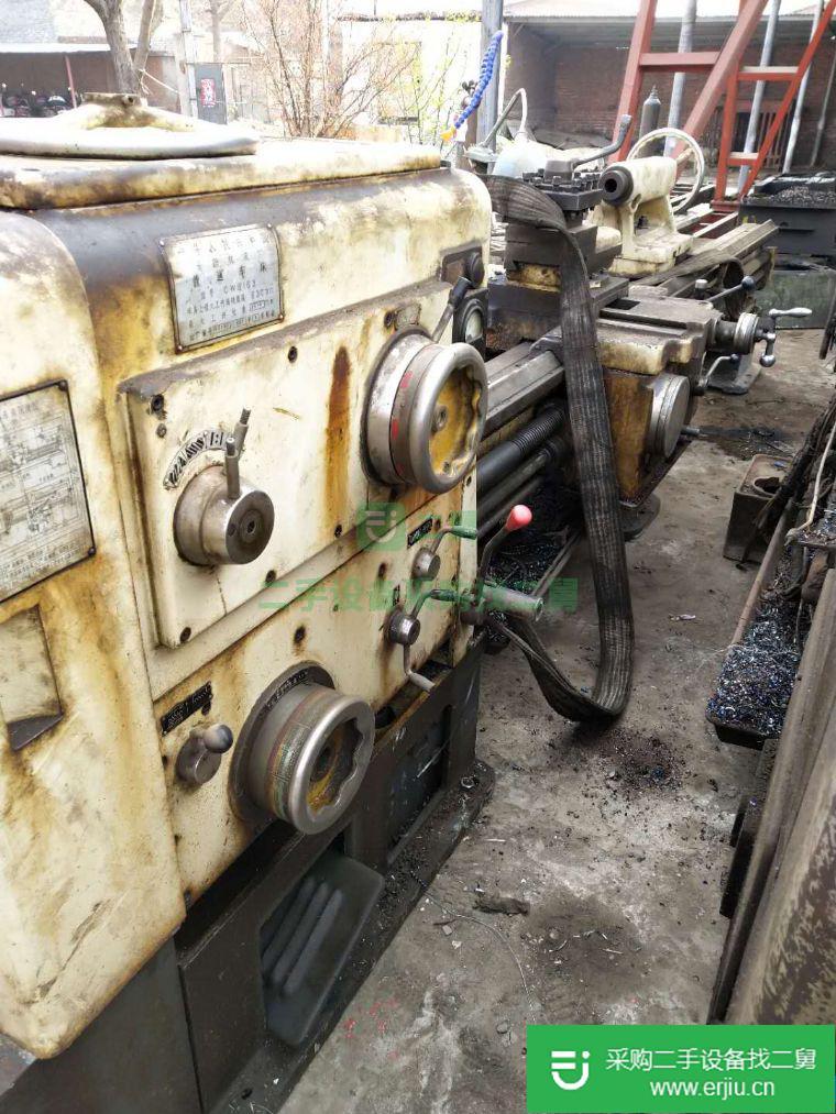 出售一臺大連6163-3米車床