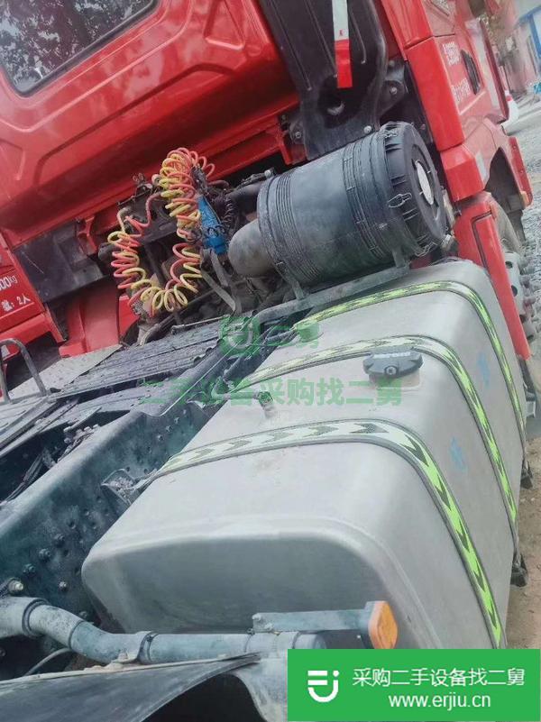 出售陜汽德龍550雙驅(qū)牽引車