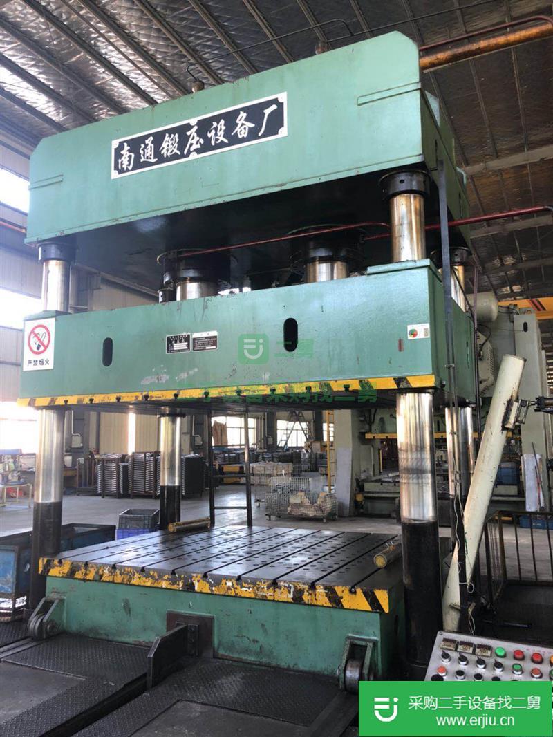 出售1000噸液壓機(jī)
