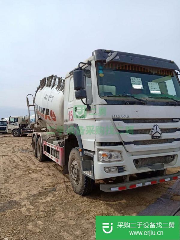 出售二手豪沃攪拌車
