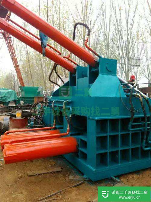 出售二手大型鋼筋廢鐵壓塊機(jī)